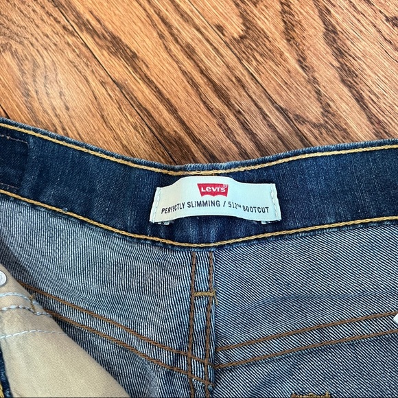 Levi's Perfectly Slimming 512 Bootcut - Picture 3 of 4